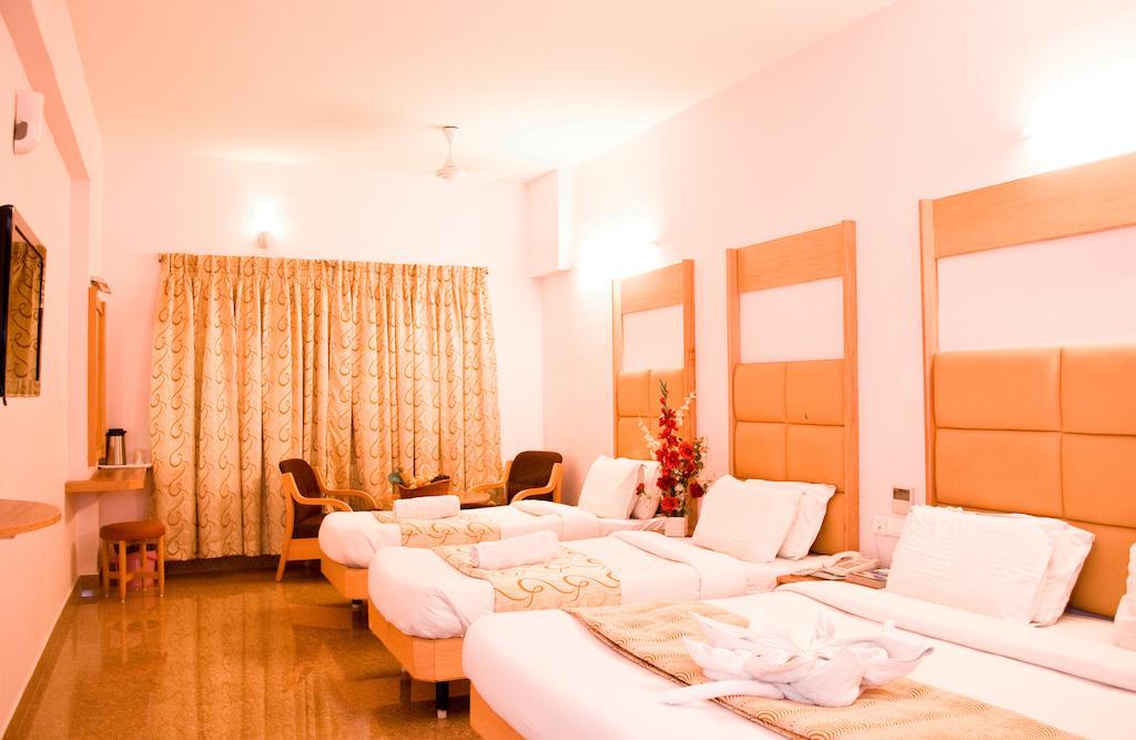 Hotel Rajadhane Madurai Exteriör bild