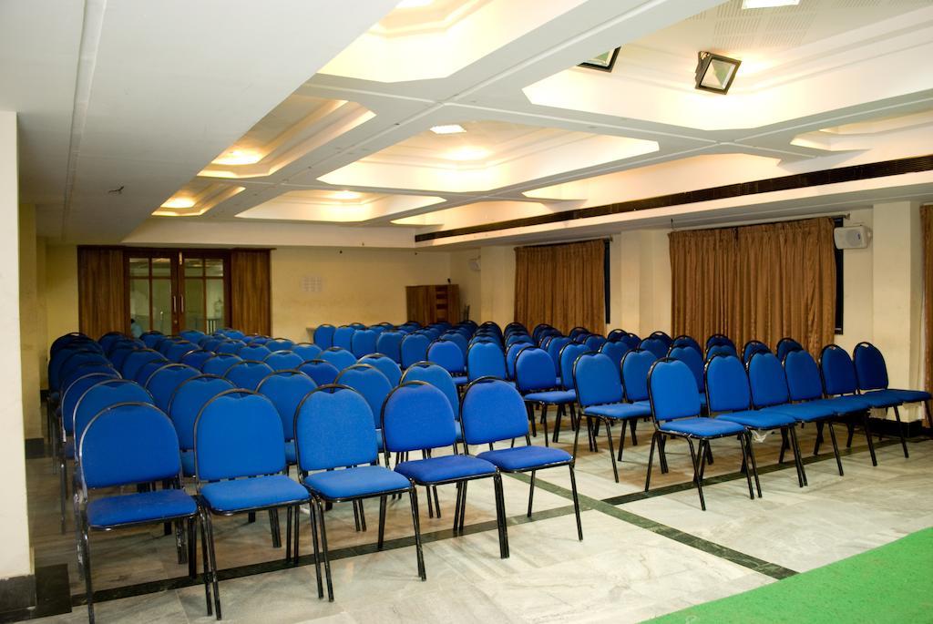 Hotel Rajadhane Madurai Exteriör bild