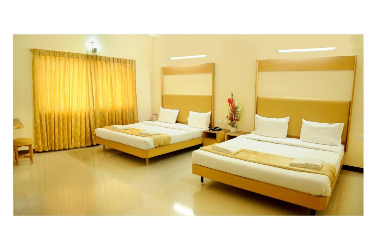 Hotel Rajadhane Madurai Exteriör bild