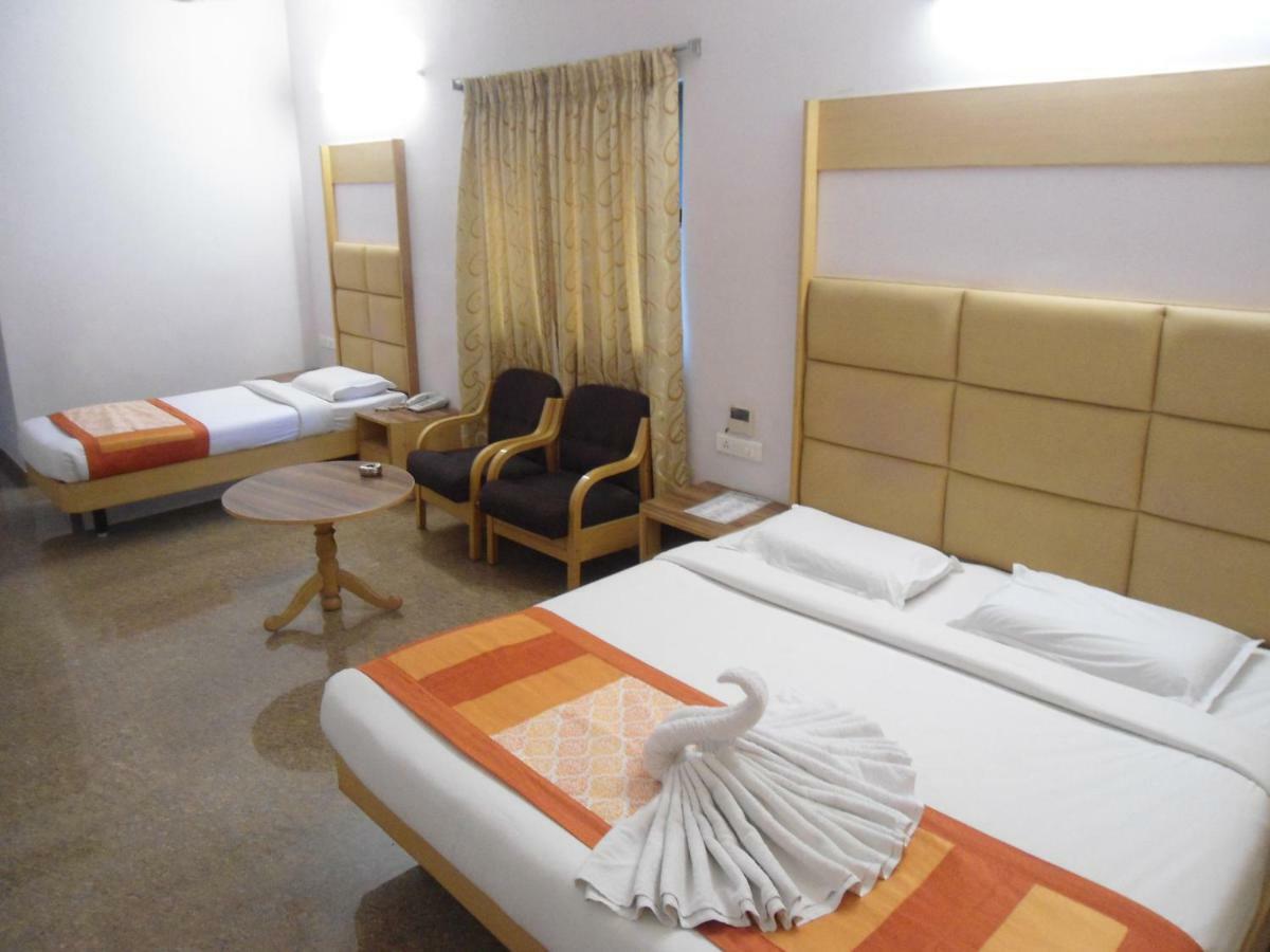 Hotel Rajadhane Madurai Exteriör bild