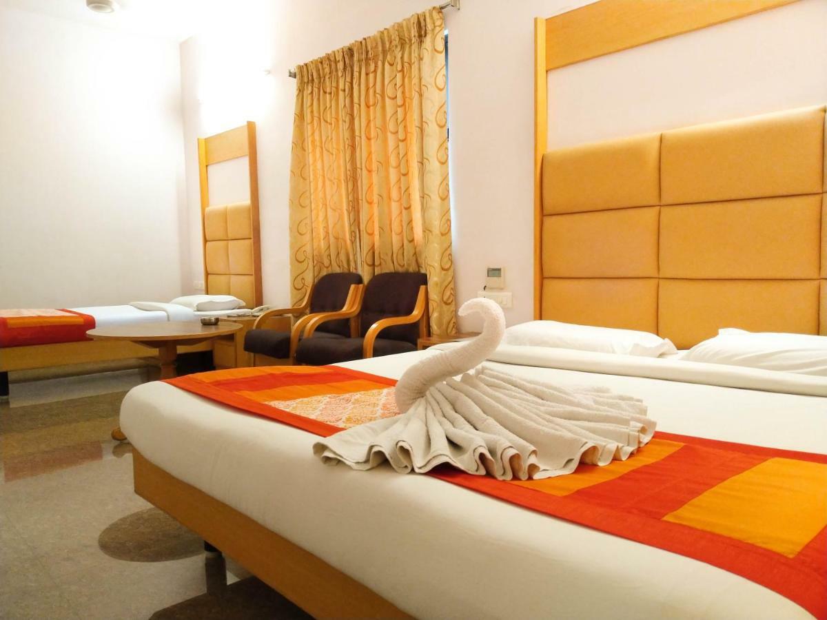 Hotel Rajadhane Madurai Exteriör bild