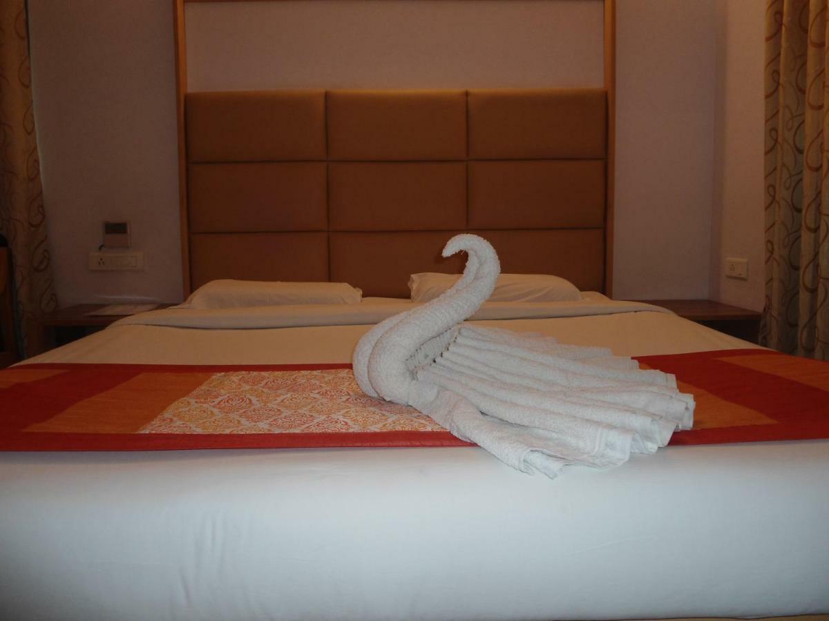 Hotel Rajadhane Madurai Exteriör bild